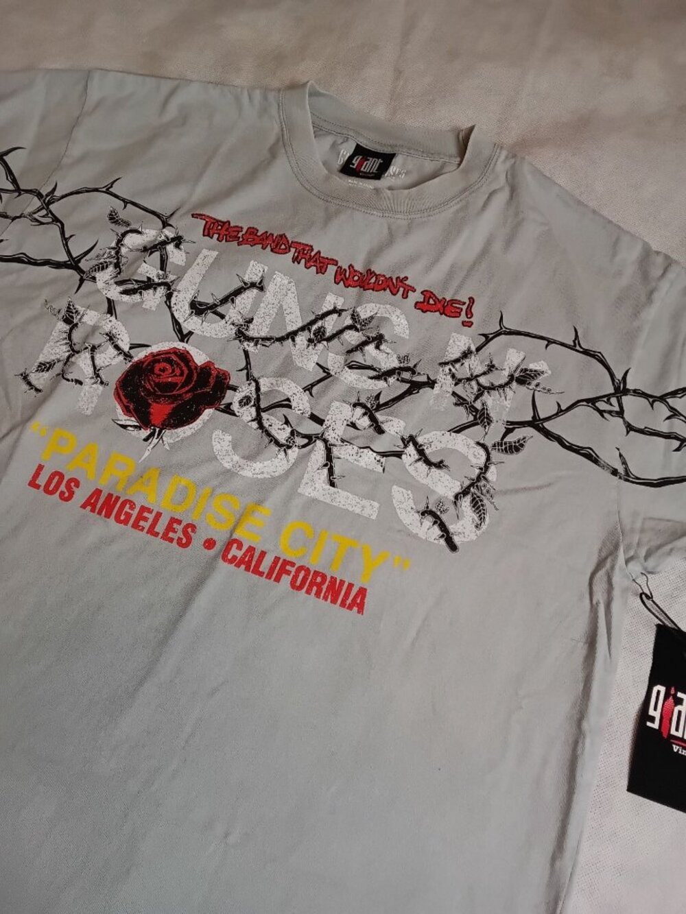 Guns n Roses Paradise City T-Shirt XL New with Tags